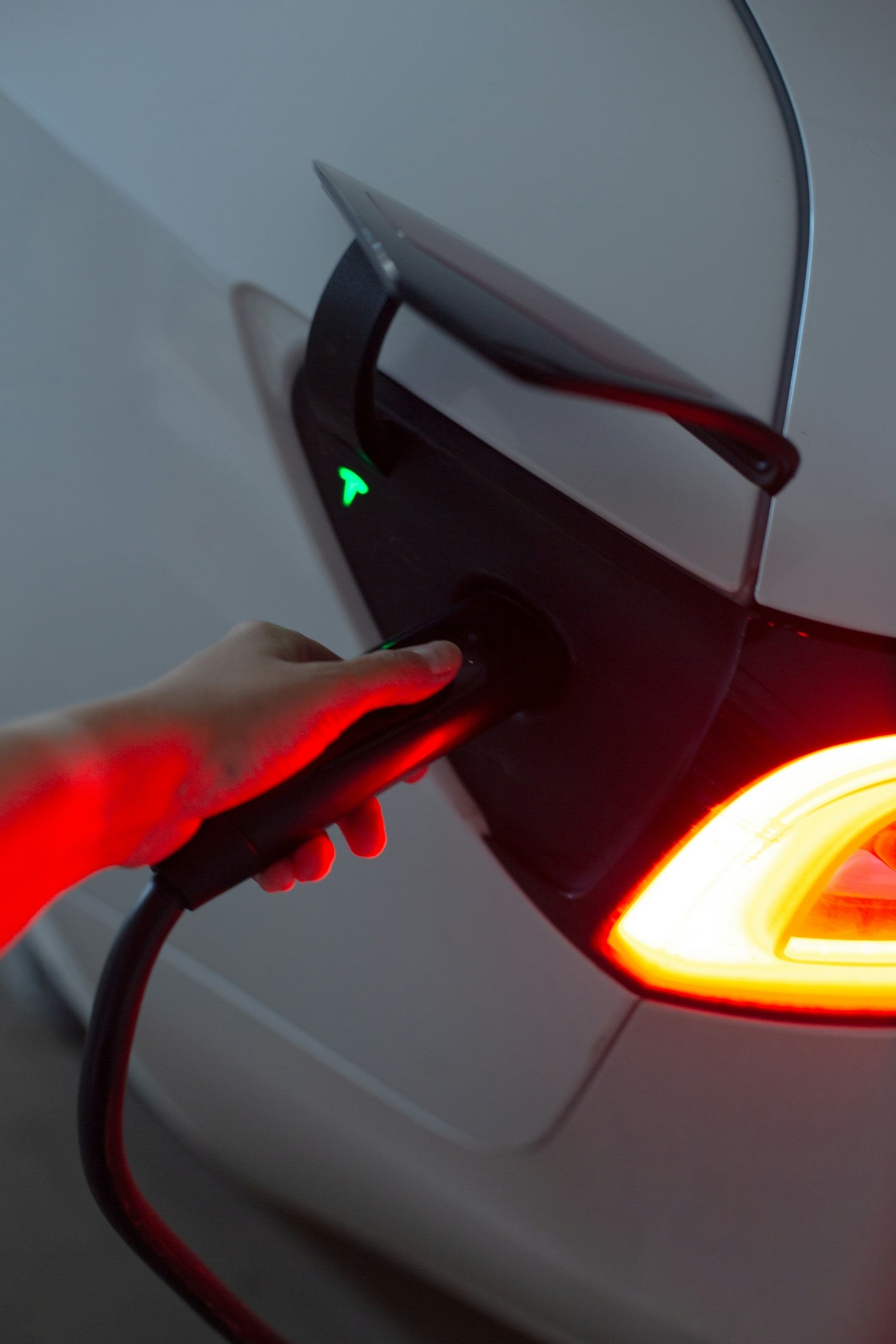 How Recycling Supports the Green Energy Transition